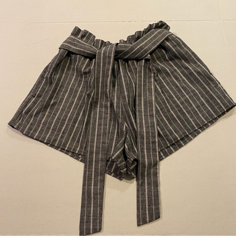 Love Tree Medium Shorts